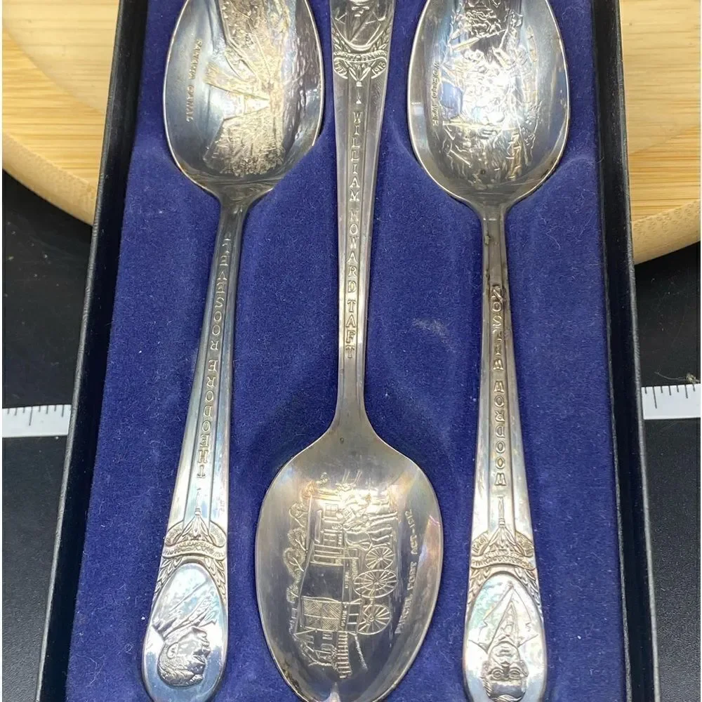 Vintage Silver Plated WM Rogers Presidential Commemorative Spoon Set NIOB